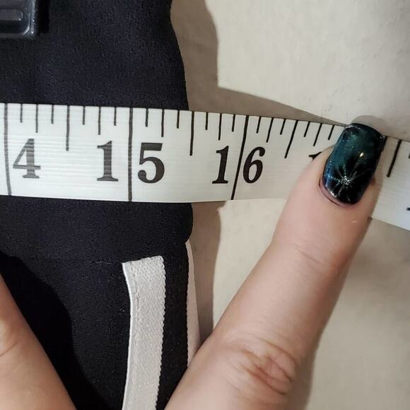 EXPRESS side striped wide leg pants Size‎ 8 - Picture 8 of 9